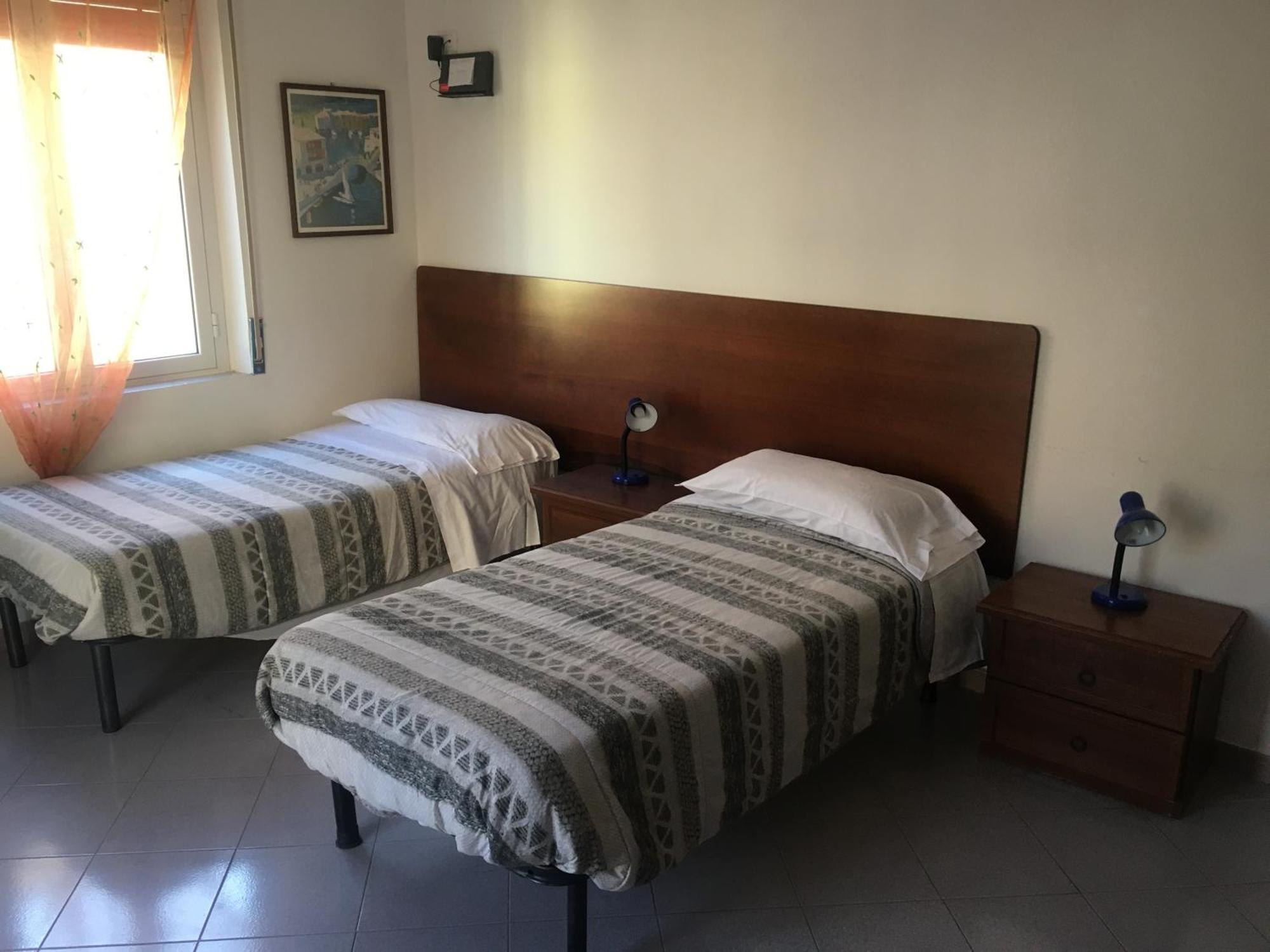 Appartamento Miramare, 2 Camere, Cucina, Bagno, Ventimiglia Exterior foto
